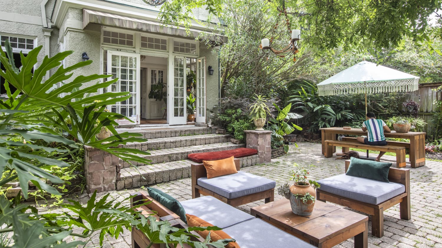 10 Cheap Outdoor Lounge Chairs We Love Under 100 Apartment Therapy